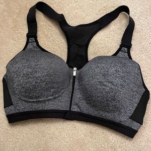 Victoria Secret - incredible front close sports bra